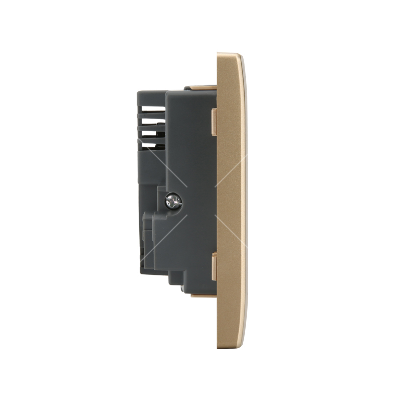 罗格<em style='color:red'>朗</em>(legrand)美涵2400mA带二三插USB充电<em style='color:red'>插座</em>烁金图片