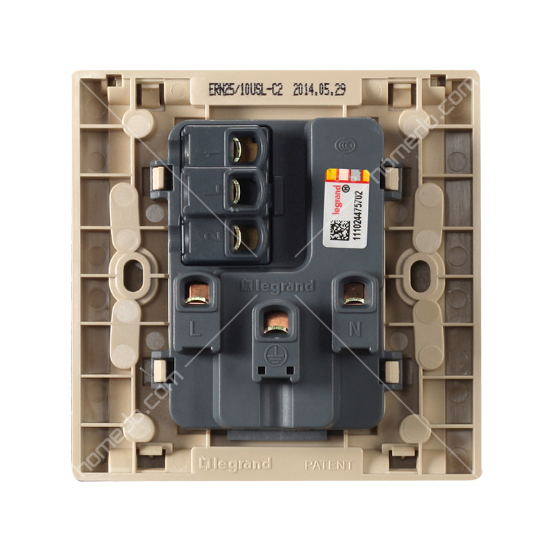 罗格朗(legrand)美涵带双控<em style='color:red'>10</em>A开关<em style='color:red'>连体</em>二三<em style='color:red'>插</em>座烁金 ERN25/<em style='color:red'>10</em>USL-C2Z图片