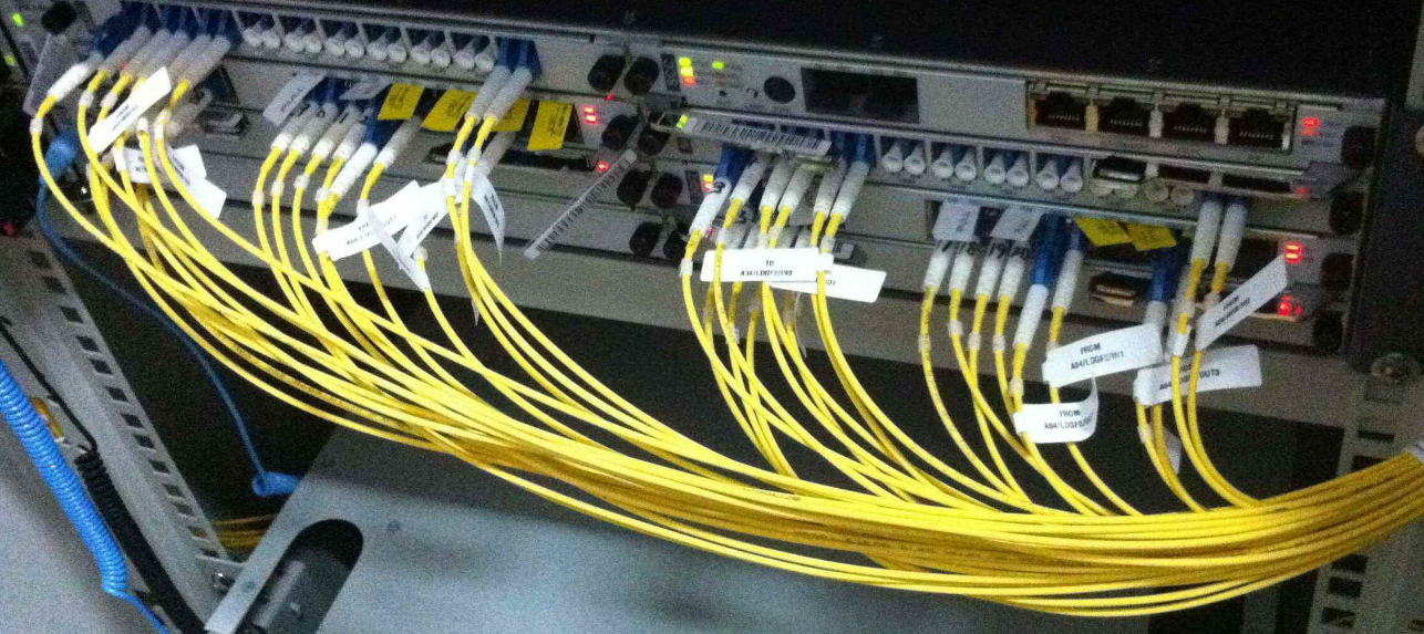 数据网络电缆线